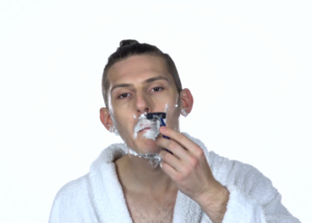 Vertailussa vaihtoteräiset partahöylät + asiaa parranajosta