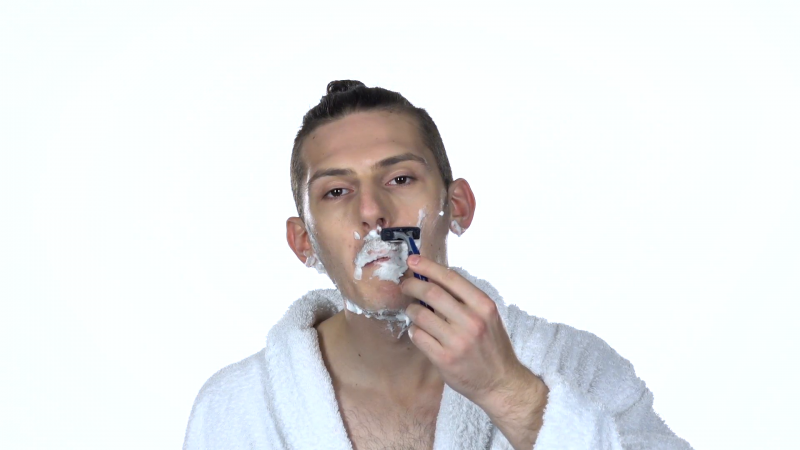 Vertailussa vaihtoteräiset partahöylät + asiaa parranajosta