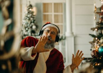 Ylex listasi 10 tämän vuoden tärkeintä kotimaista levyä