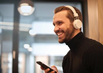 Uusi Bluetooth LE Audio julki – lisää energiatehokkuutta, parempaa ääntä ja mahdollisuus siirtää ääntä kaksikanavaisena