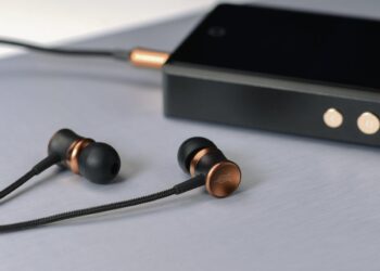 Jos tarvitset loistavat perusnappikuulokkeet, osta nämä!