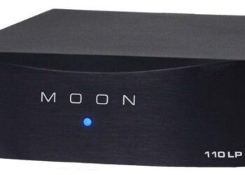 Simaudio päivitti Moon 110LP -levysoitinetuasteensa – enemmän säätöjä ja uusi virtalähde