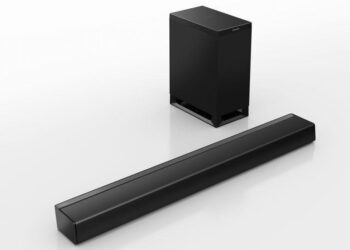 Panasonic esitteli kolme soundbaria – kaksi niistä tukee Dolby Atmosta ja DTS:X:ää
