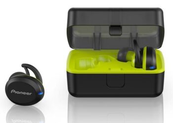 Pioneer esitteli täyslangattomat E8-kuulokkeet fitness-käyttöön