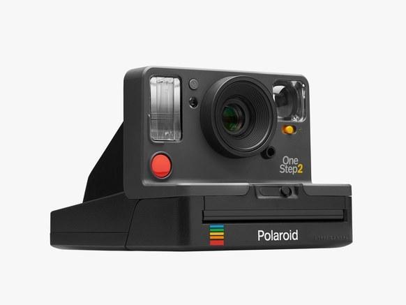 Polaroidilta myös perinteisempi pikakamera