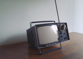 Kuinka valita nykypäivänä oikeat laitteet nauttiaksesi elokuvien katselusta täysillä?