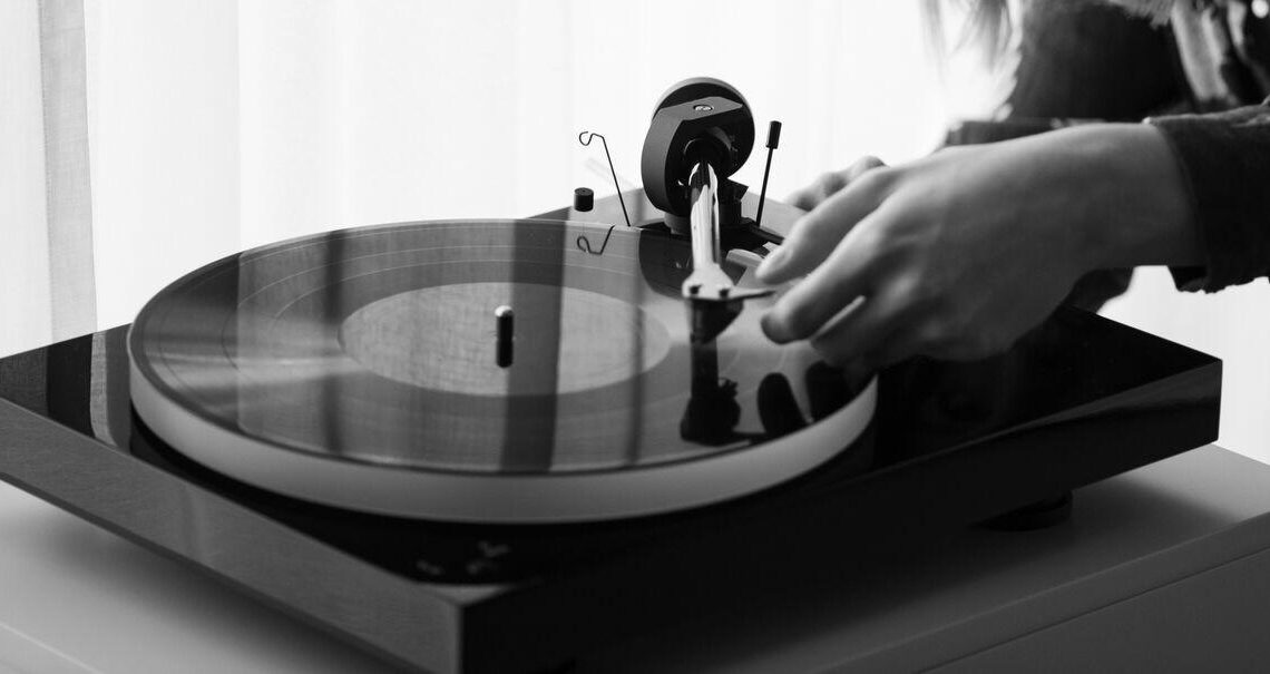 Pro-Ject esitteli uuden X1-levysoittimen – pääpaino ominaisuuksien sijaan äänenlaadussa