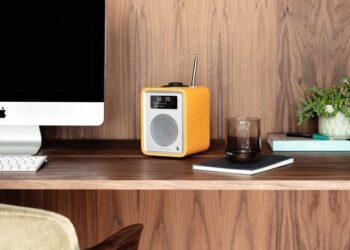 Ruark julkisti kaksi syksyistä värivaihtoehtoa R1 Bluetooth