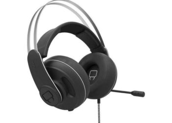 Venomilta budjettimallin Sabre-pelikuulokkeet