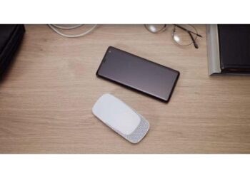 Kaipaatko helpotusta kesähelteille? – Sony kerää joukkorahoitusta puettavalle ilmastointilaitteelle