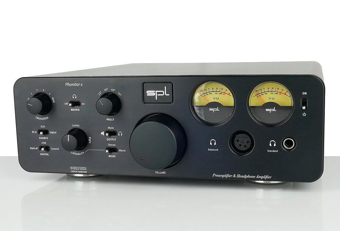 Voisiko kuulokkeilla kuunnella kuin kaiuttimilla?