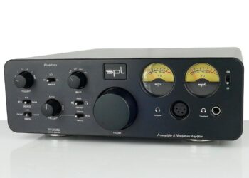 Voisiko kuulokkeilla kuunnella kuin kaiuttimilla?