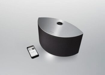 Technicsiltä virtaviivainen langaton kaiutin – myös ChromeCast-tuki löytyy