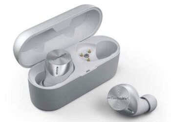 Technics esitteli kahdet täyslangattomat – vastamelulla ja ilman