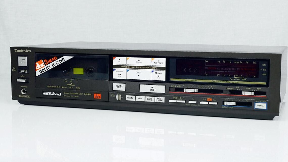 Hifin historiaa: Technics RS-M253X – Laadukas c-kasettisoitin rullaa edelleen!
