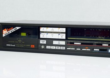 Hifin historiaa: Technics RS-M253X – Laadukas c-kasettisoitin rullaa edelleen!