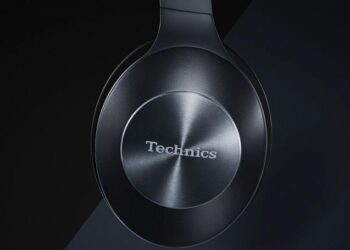 Technics julkisti kahdet langattomat kuulokkeet – toisissa vastamelutoiminto