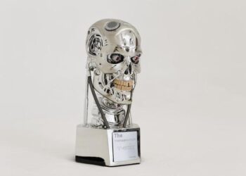 Terminator-henkinen älykaiutin joukkorahoitettavana