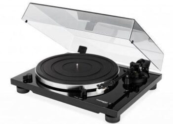 Thorensilta kaksi aloittelijaystävällistä levysoitinta – toisessa myös usb-liitäntä
