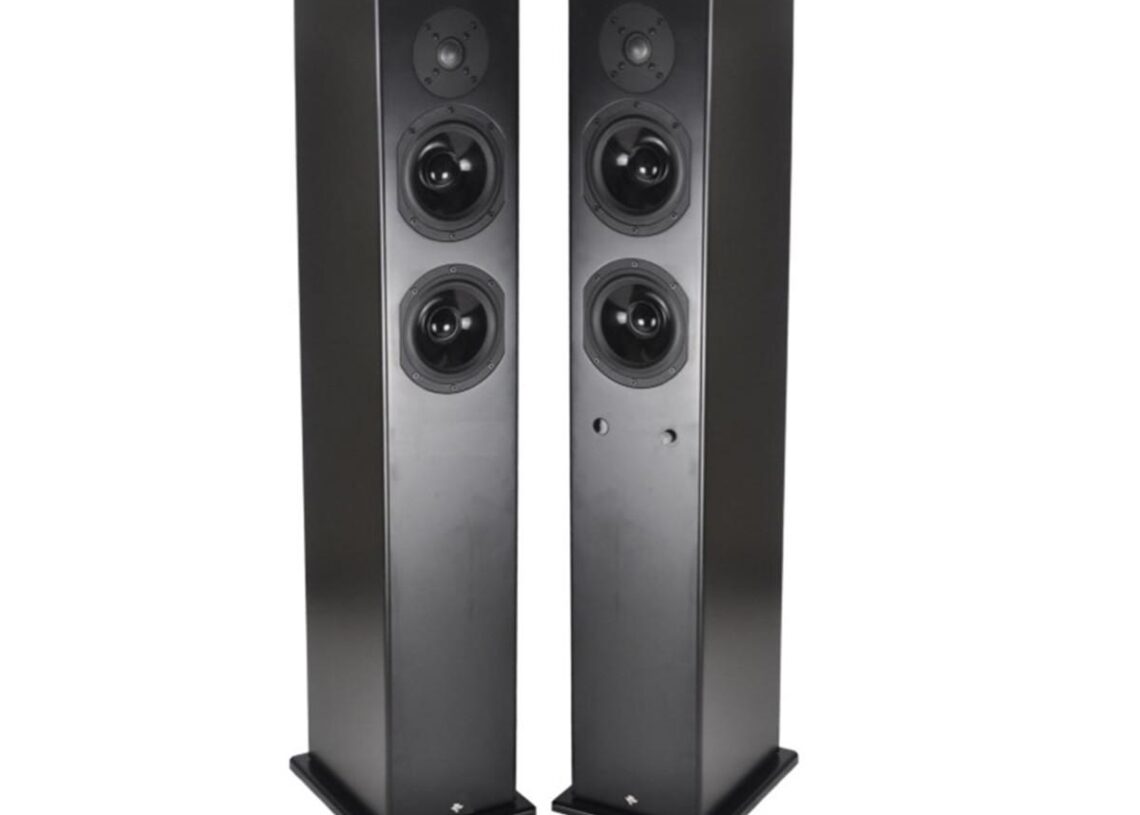 Kokeilussa Totem KIN Play Tower -aktiivikaiuttimet: Langattomasti ääni edellä