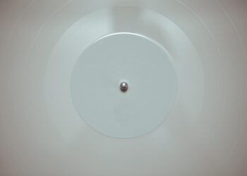 Näin valat itse vinyylilevyn