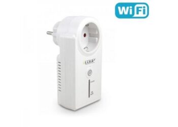 Wifi-ohjattu pistorasia moneen käyttökohteeseen
