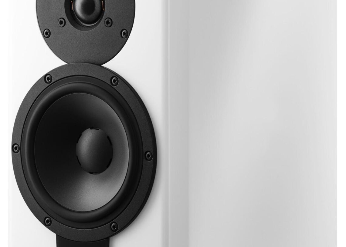 Dynaudiolta uusia aktiivikaiuttimia