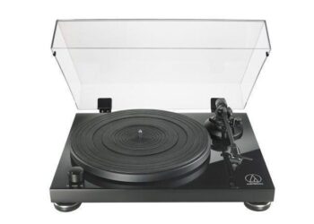 Audio Technica esitteli AT-LPW50PB -levysoittimen